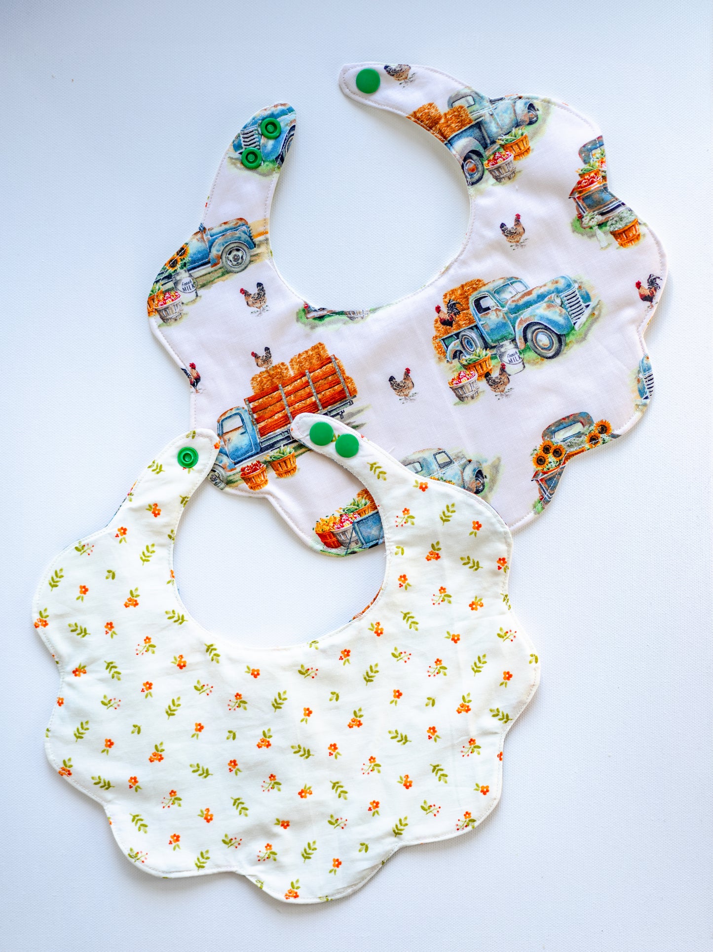 Scallop Edge Baby Bib