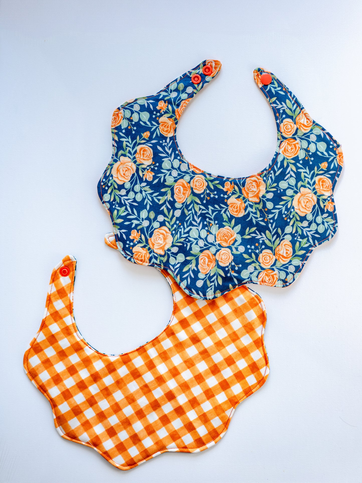 Scallop Edge Baby Bib